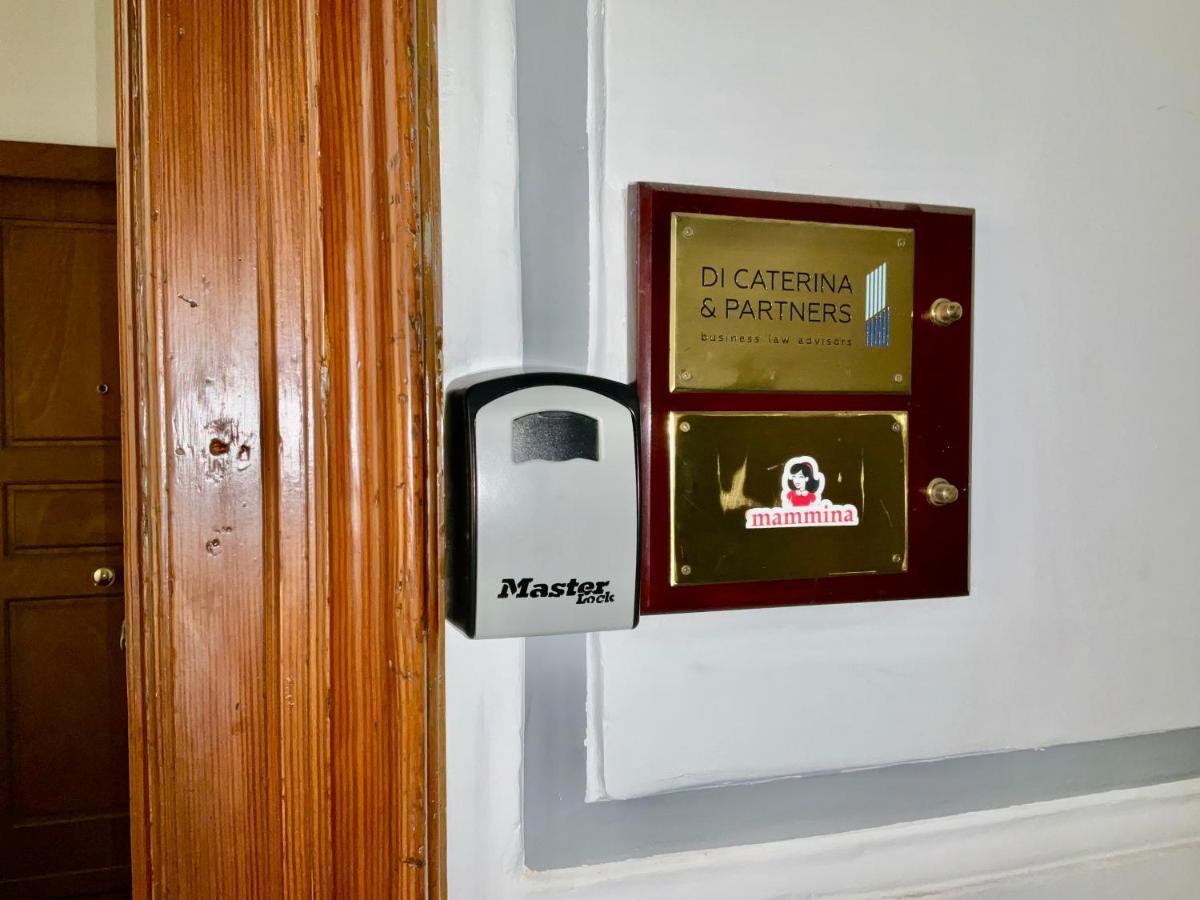 Mammina Home Neapel Exterior foto